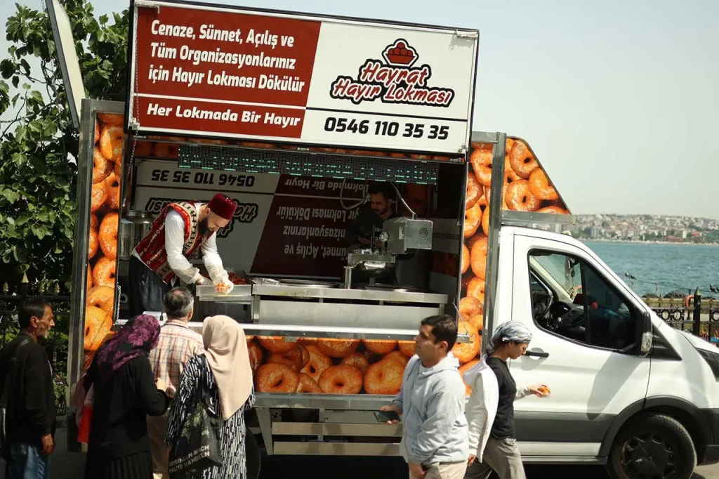 Lokma Dağıtımı İstanbul, hayır lokması döktürme ve sıcak lokma ikramı