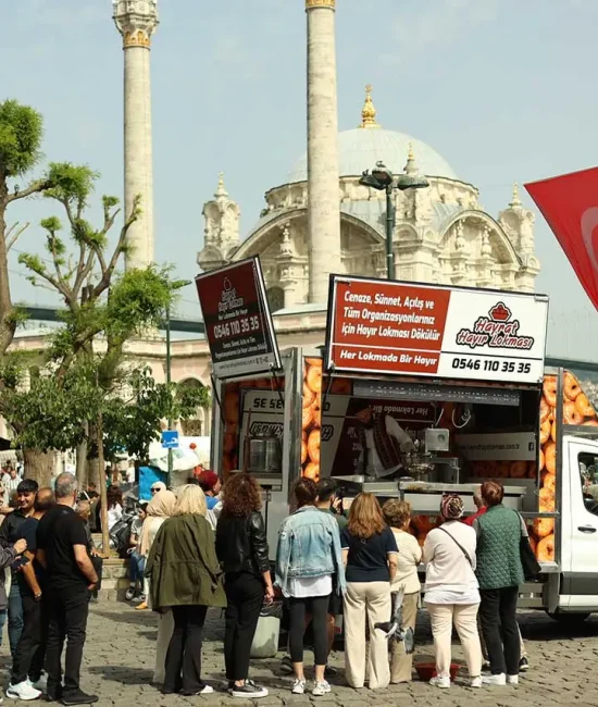Hayır Lokması Döktürme, İstanbul lokma dağıtımı, mobil lokmacı hizmeti