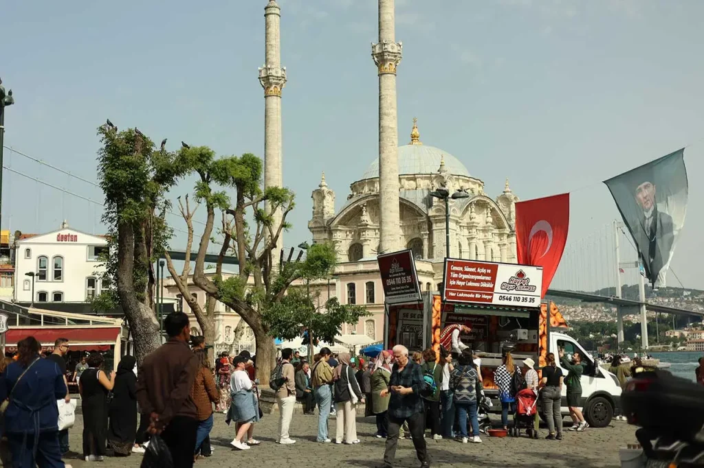 Hayır Lokması İstanbul, Lokmacı İstanbul, Lokma Döktürme